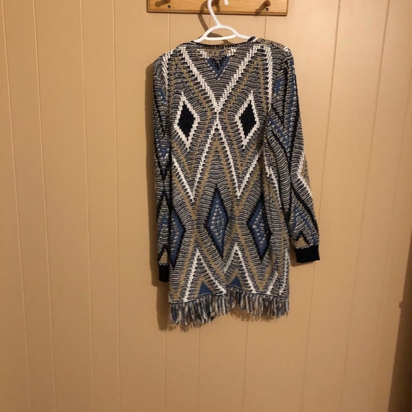 Cardigan - Picture 2 of 4